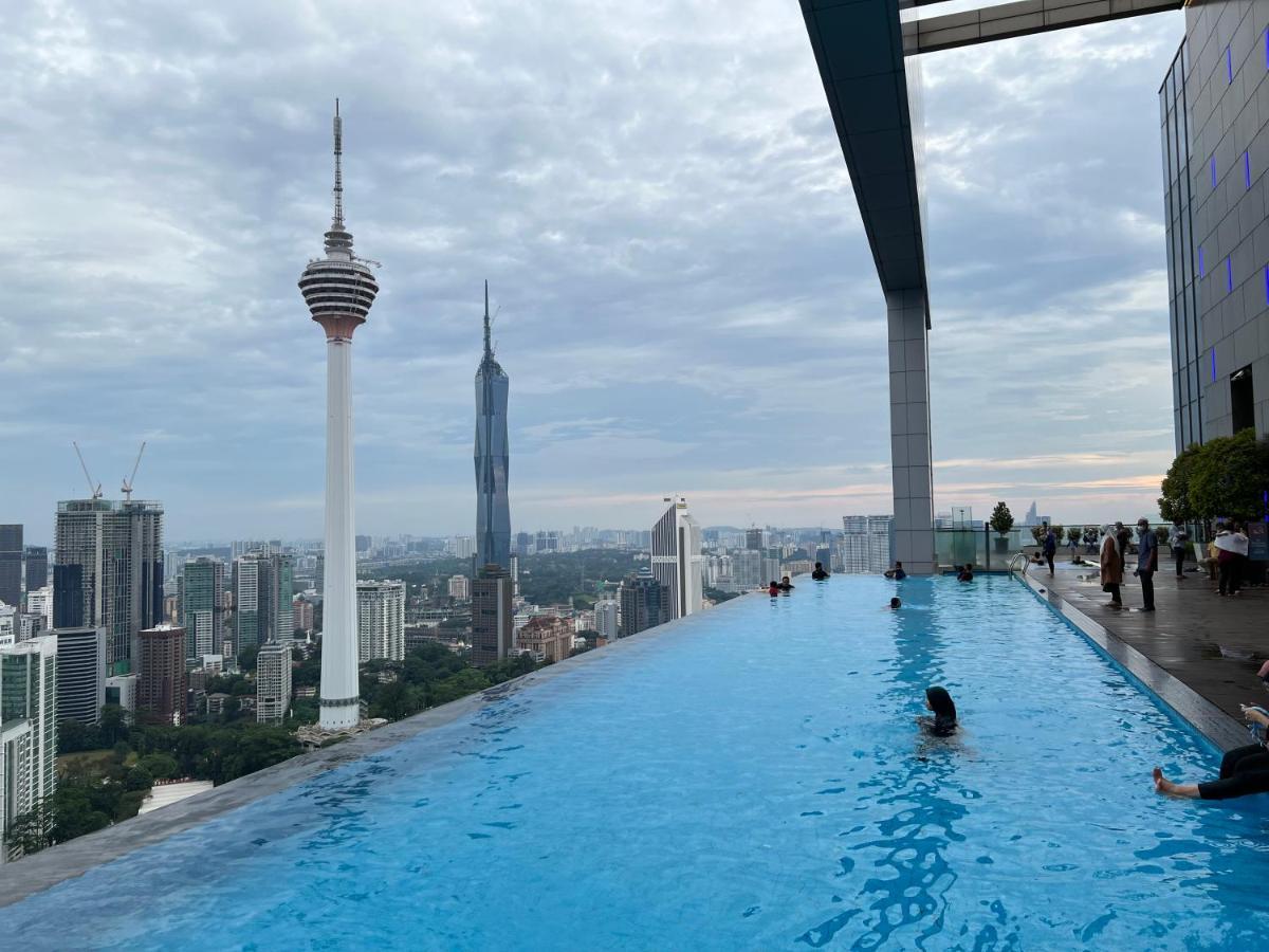 קואלה לומפור Amazing Pool By Platinum Suites Klcc מראה חיצוני תמונה