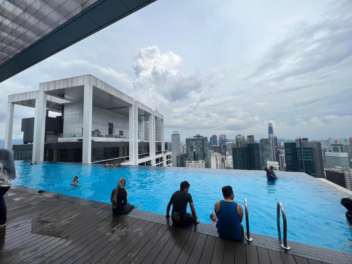 קואלה לומפור Amazing Pool By Platinum Suites Klcc מראה חיצוני תמונה