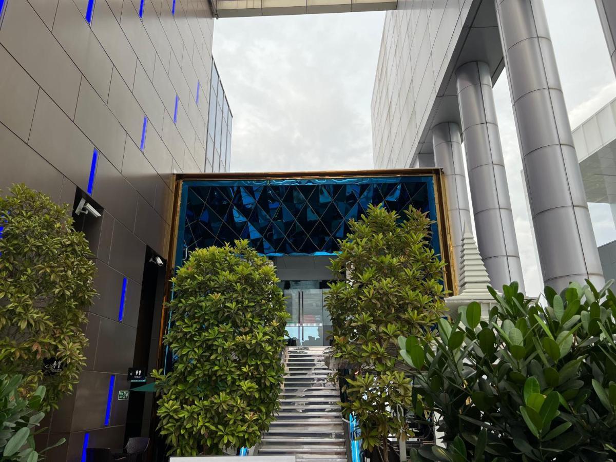 קואלה לומפור Amazing Pool By Platinum Suites Klcc מראה חיצוני תמונה
