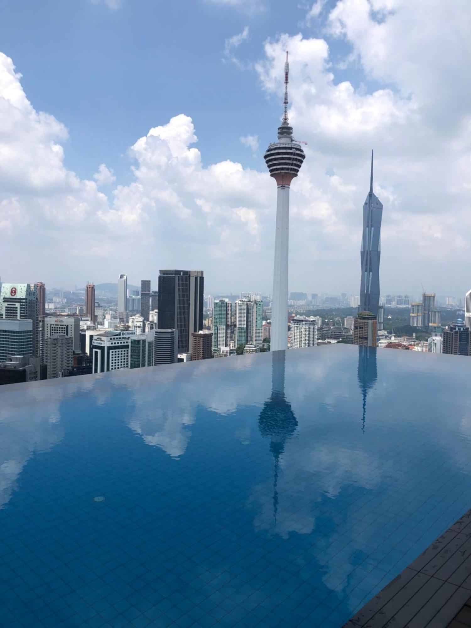 קואלה לומפור Amazing Pool By Platinum Suites Klcc מראה חיצוני תמונה