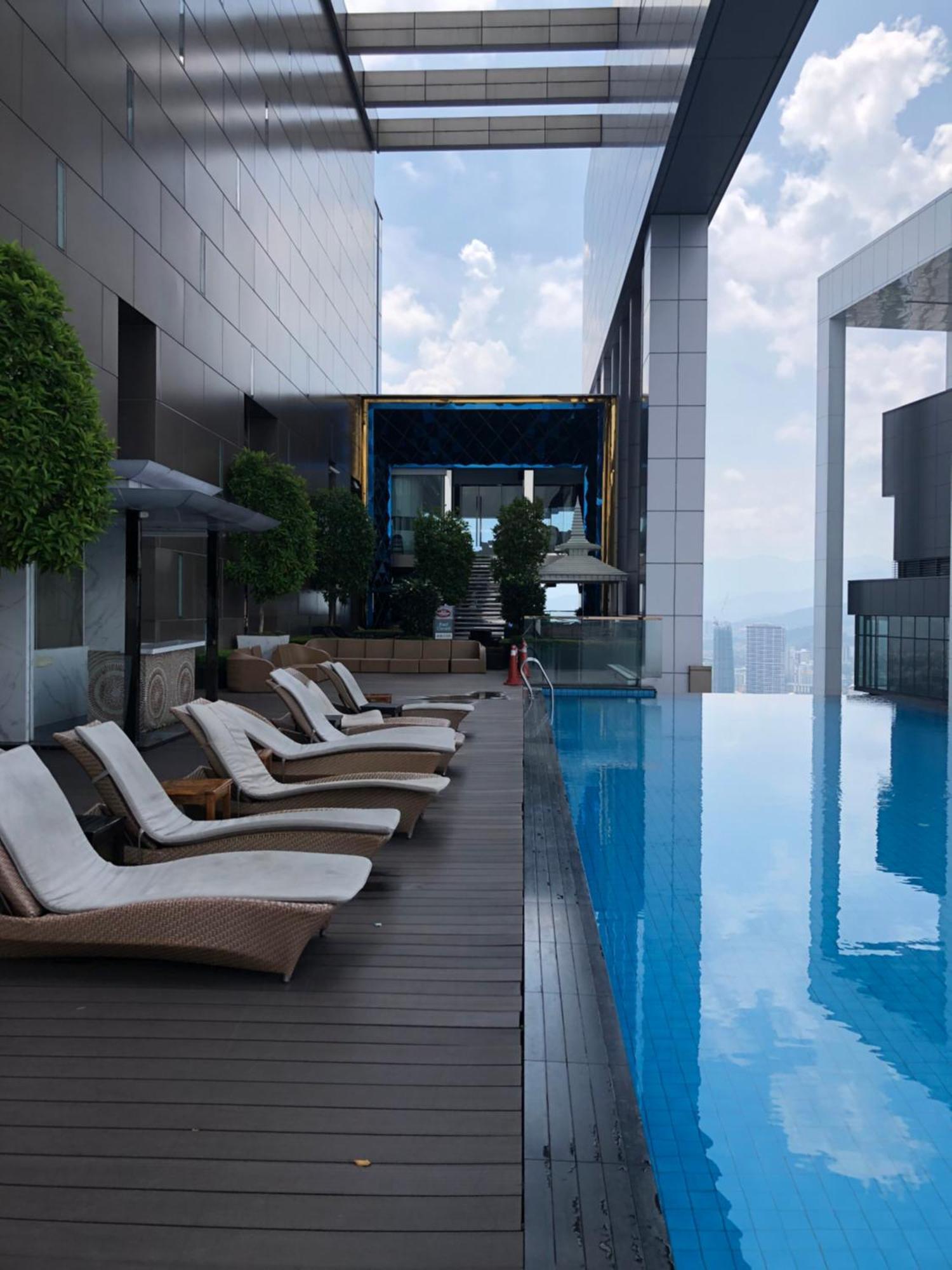 קואלה לומפור Amazing Pool By Platinum Suites Klcc מראה חיצוני תמונה